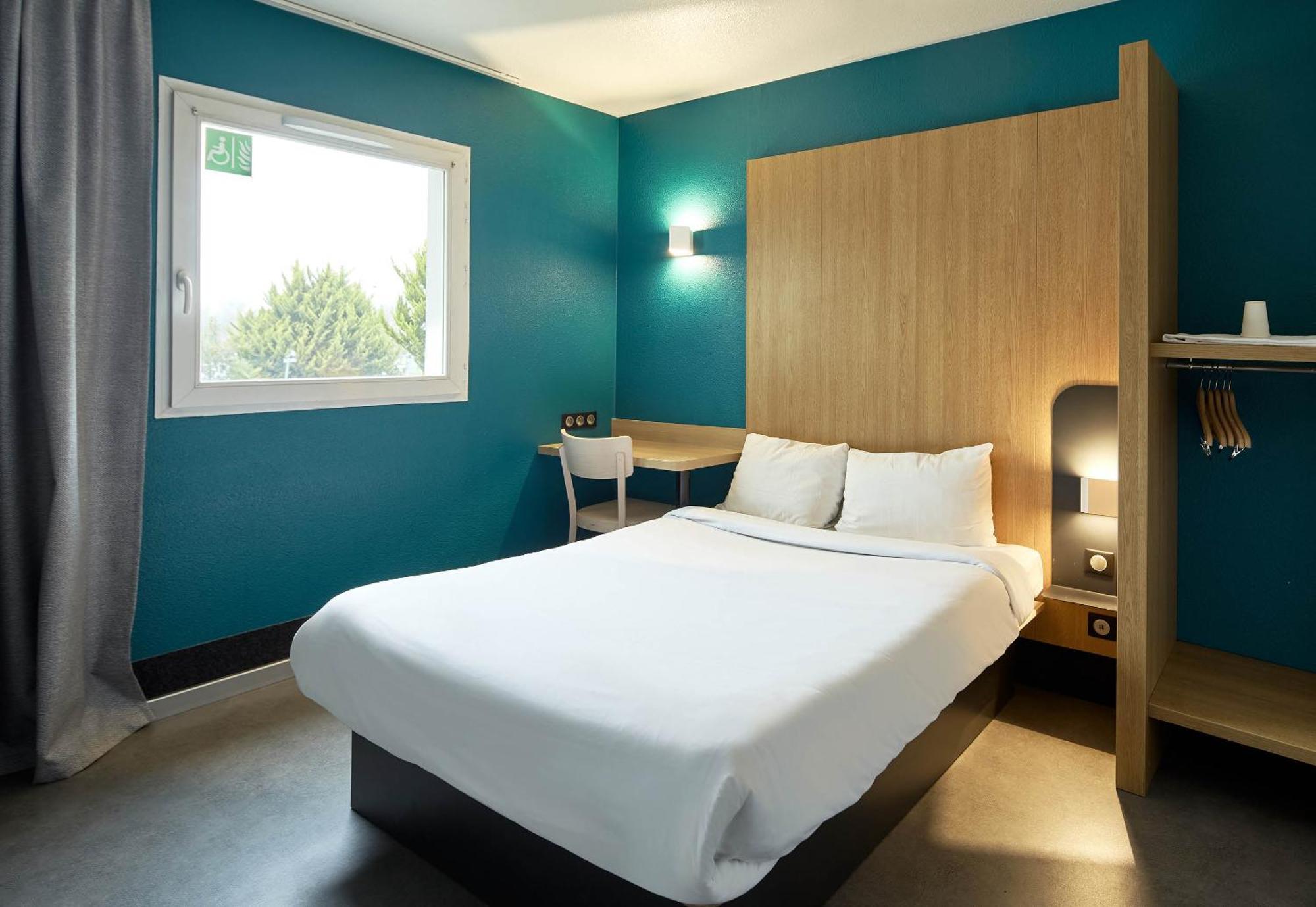 B&B Hotel Evry Lisses 2 Екстериор снимка
